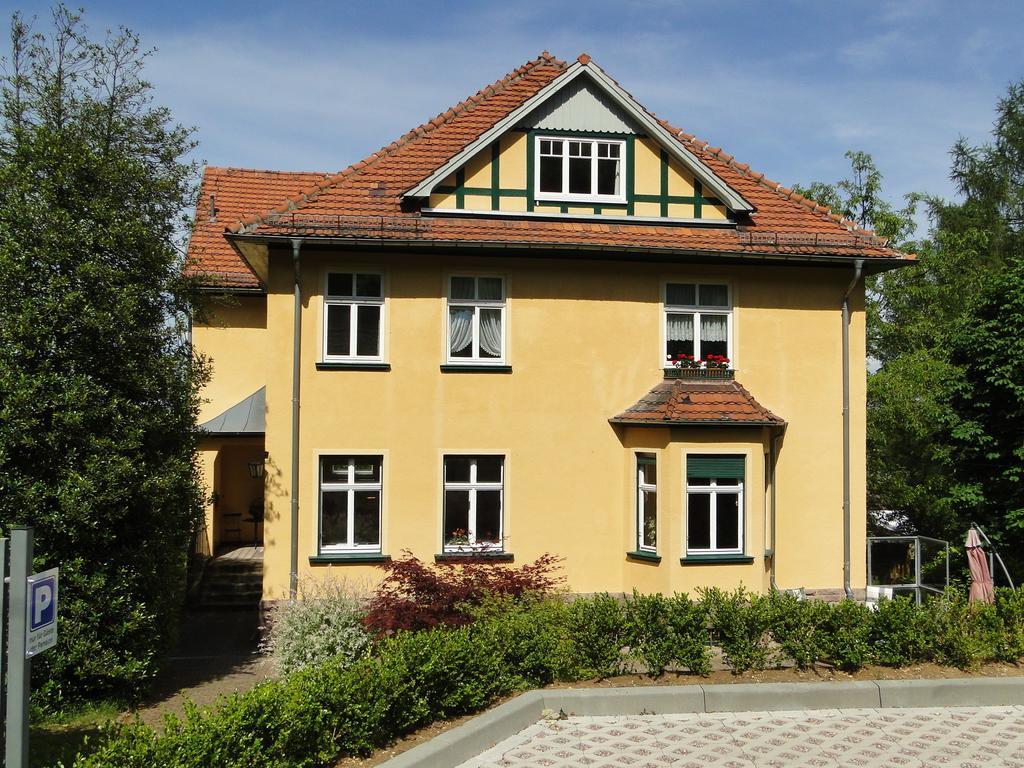 Pension Villa am Burgberg Waltershausen Exteriör bild